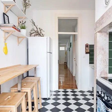 Lisbon Lodge Vendégház *